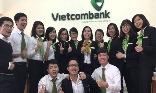 Đồng phục ngân hàng Vietcombank