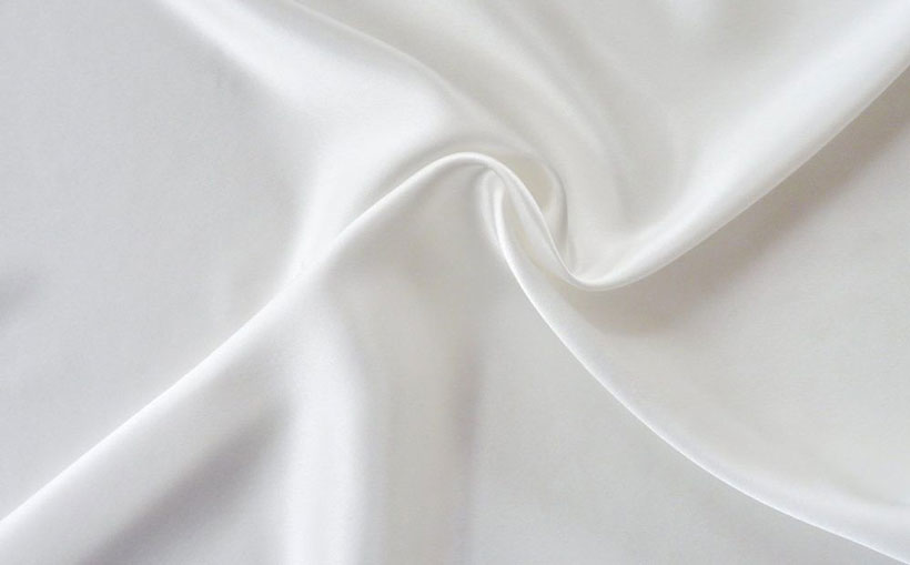 Vải lụa là loại vải, mỏng được dệt từ các sợi tơ tằm tự nhiên