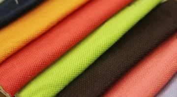 4 chất liệu vải được ưa chuộng nhất để in áo đồng phục lớp