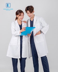 Áo bác sĩ nam may sẵn mẫu 02 màu trắng