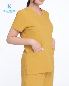 Áo Scrubs Bác Sĩ nữ mẫu 06 màu vàng 2