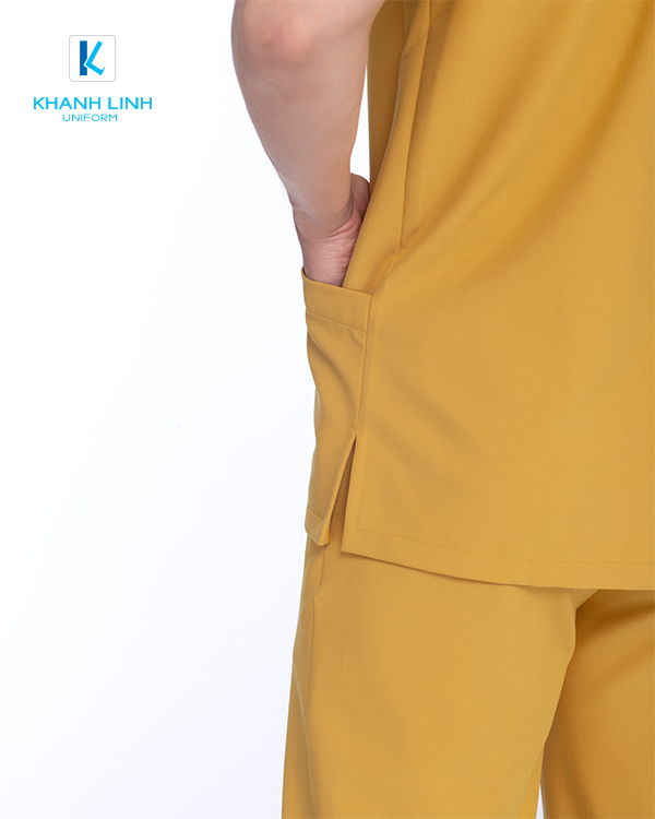 Áo Scrubs Bác Sĩ nữ mẫu 06 màu vàng 5